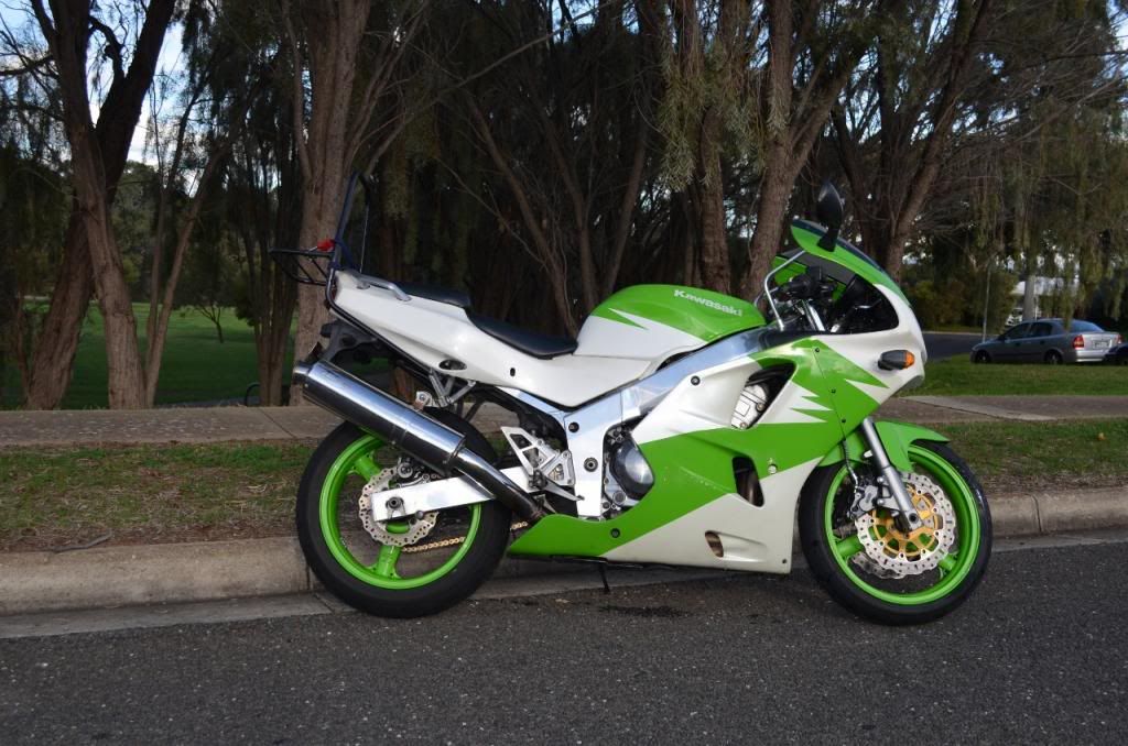 Newbie with an old girl - 1995 ZX6R Ninja | Kawasaki Ninja